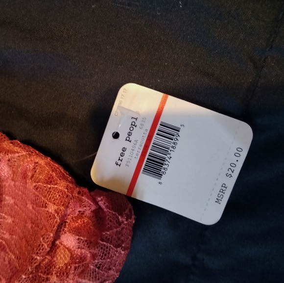 Coral bralette - Picture 6 of 6